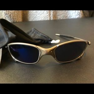 Oakley polarized Juliet sunglasses